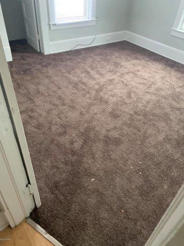 1111 Sanford St, Meskegon, MI 49441-2129