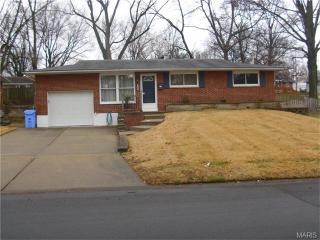 1900 Saint Joseph St, Florissant, MO 63033-3340