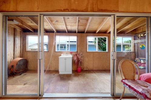 747 15 Ave, Honolulu HI 96816-3722 exterior