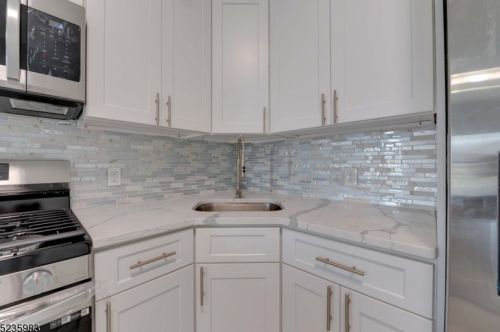 23 Barbour St, Paterson NJ 07508-1230 exterior