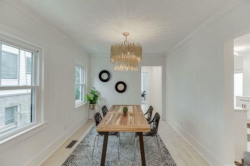 239 Midvale Dr, Atlanta GA  30342-3326 exterior