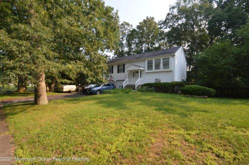 19 Chelsea Rd, Jackson Twp, NJ 08527-2645