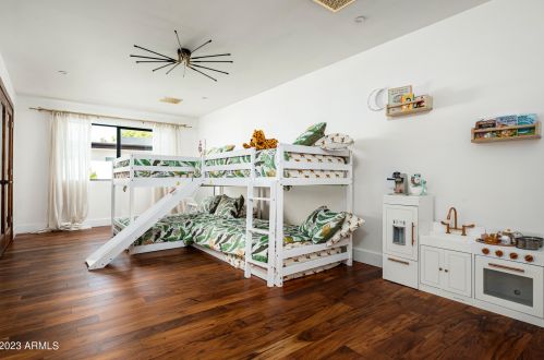 5812 44th Pl, Phoenix AZ  85040-4056 exterior