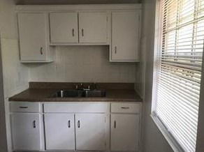 4076 Brewer Dr, Atlanta GA 30331-4354 exterior