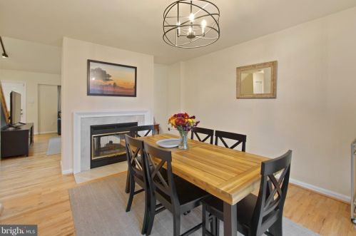 1653 Hugo Cir, Silver Spring MD  20906-5922 exterior