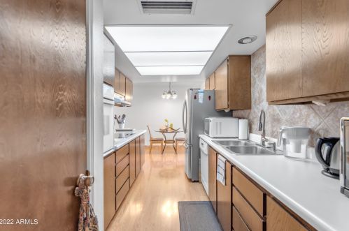 3536 Cholla St, Phoenix AZ 85029-3854 exterior