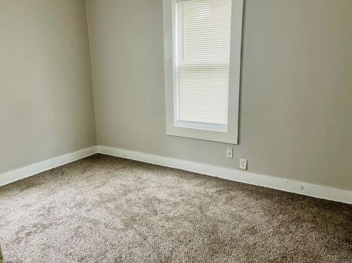 1303 Emerson Ave, Meskegon MI 49442-5206 exterior