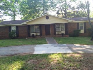 130 Scarborough Rd, Lithonia GA  31028-1342 exterior