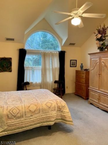 12 Oakwood Trl, Kinnelon NJ 07405-3115 exterior