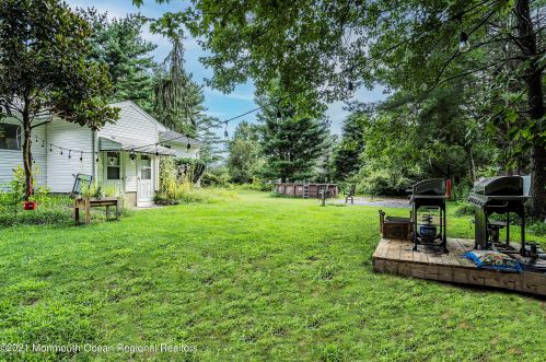 176 Bartley Rd, Jackson Twp NJ  08527-1240 exterior