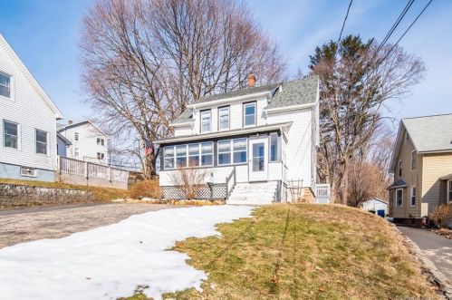 40 Commonwealth Ave, New Britain CT 06053-2913 exterior