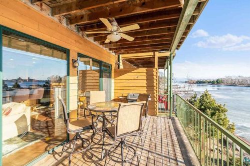 1919 Minnesota Ave, Duluth MN 55802-2444 exterior