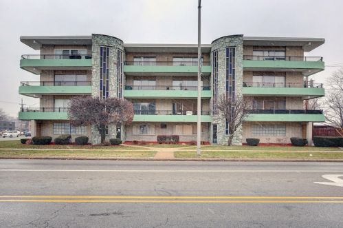 3150 99th St, Chicago, IL 60805-3114