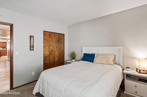 8834 27 St, Tucson AZ 85711-5609 exterior