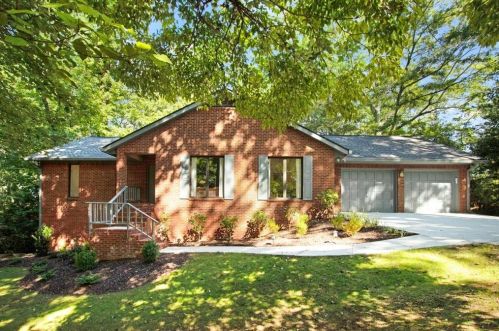 2636 Arldowne Dr, Tucker GA 30084-2565 exterior