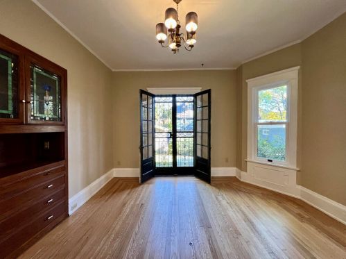 2834 Prospect Ave, Milwaukee WI  53211-3770 exterior