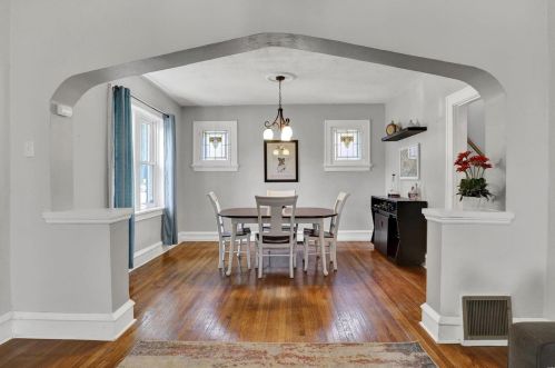 4955 Bancroft Ave, Saint Louis MO 63109-2416 exterior