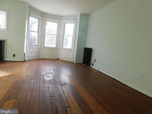 5035 Cedar Ave, Philadelphia PA 19143-1653 exterior