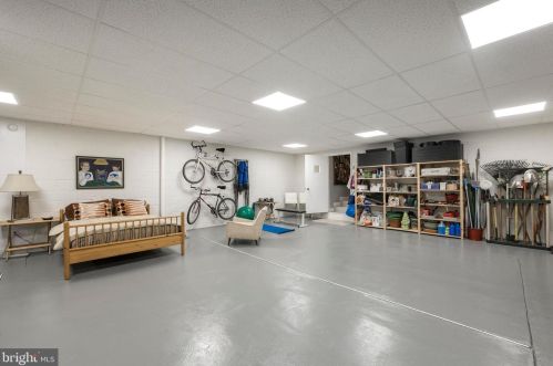 398 Lakeside Rd, Ardmore PA exterior