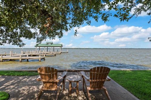 8642 Lighthouse Lk Ln, Humble TX 77346-5802 exterior