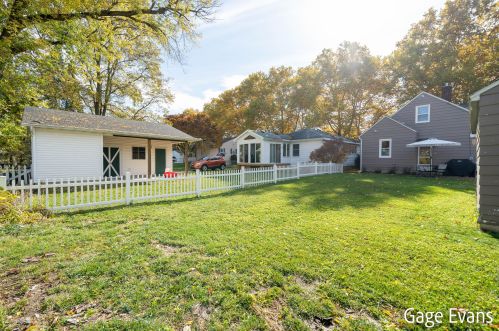 1171 5th St, Grand Rapids MI 49504-5092 exterior