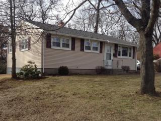 296 Allen Ridge Rd, Springfield, MA 01118-2342