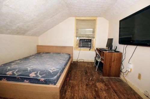 1714 Emerald Ave, Atlanta GA 30310-1552 exterior