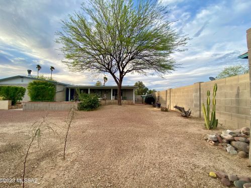 3017 Shumaker Dr, Tucson AZ  85741-3636 exterior