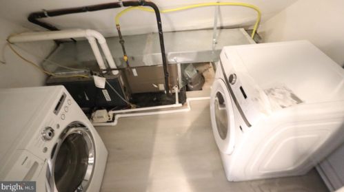 9314 Academy Rd, Philadelphia PA  19114-3523 exterior