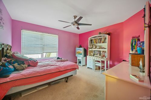 1256 Boxwood Dr, Bull Valley IL 60014-8396 exterior