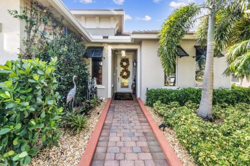 9859 Carrotwood Cir, Fort Pierce FL  34987-2478 exterior