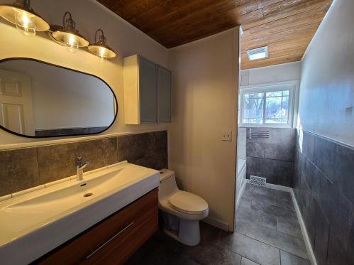 13108 Findlay Ave, Saint Paul MN 55124-8061 exterior