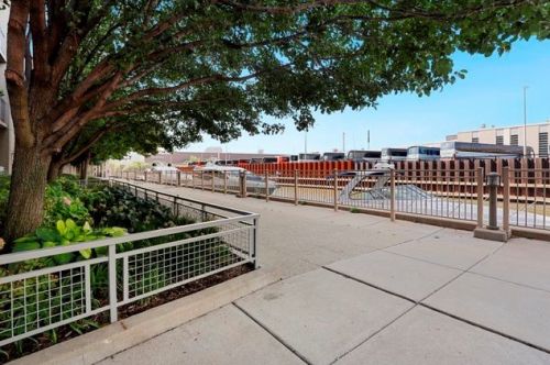 648 Oak St, Chicago IL  60610-7298 exterior