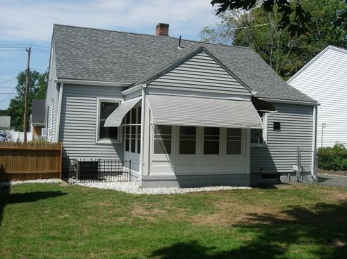 69 Powell Ave, Springfield MA 01118-2166 exterior