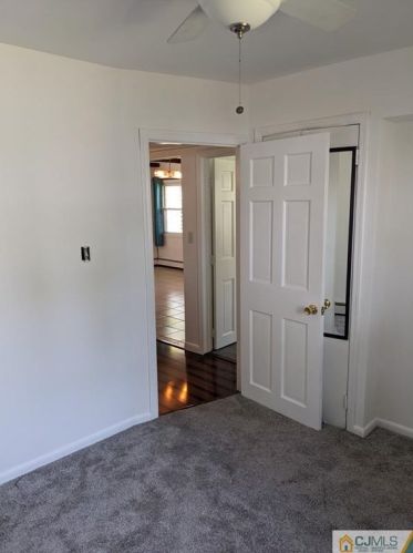 14 Crescent Rd, Edison NJ  08817-4125 exterior