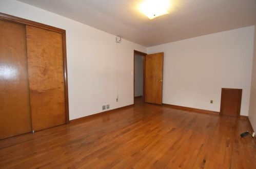 3951 Edge Rd, Pittsburgh PA 15227-3409 exterior