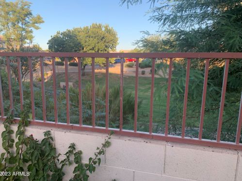 3819 74th Dr, Phoenix AZ  85043-7590 exterior