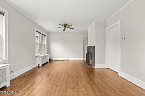 62 Ivy St, Greenwich, CT 06830-5955