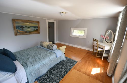 514 Kalamazoo St, Paw Paw MI 49079-1130 exterior