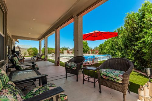 8607 16 Dr, Phoenix AZ 85007-4402 exterior