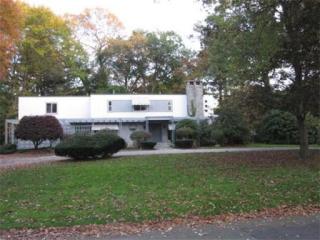 97 Tecumseh Dr, Springfield, MA 01106-1924