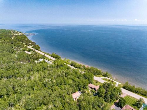 9203 Congdon Blvd, Duluth MN 55804-2737 exterior