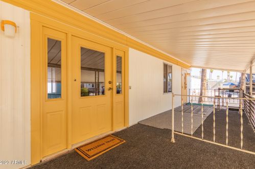 2050 Dunlap Ave, Phoenix AZ  85021-0695 exterior