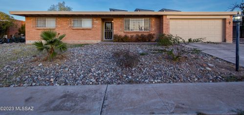 960 Evelyn Ave, Tucson AZ  85710-2641 exterior