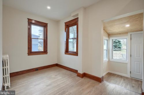 30 Buch Ave, Lancaster PA  17601-3712 exterior