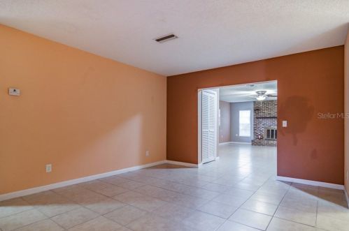 503 131st Ave, Tampa FL  33612-3451 exterior