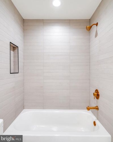 959 Marshall St, Philadelphia PA 19122 exterior