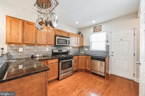 1115 Cantrell St, Philadelphia PA 19148-3026 exterior