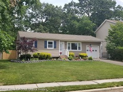 229 Bayville Ave, Berkeley Township, NJ 08721-1050
