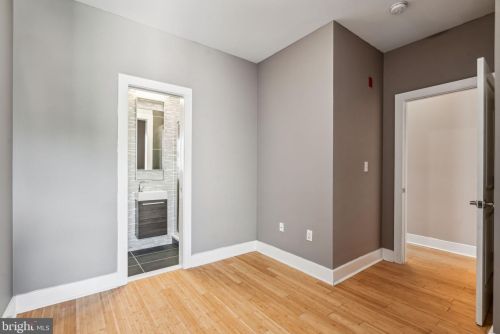 3142 Broad St, Philadelphia PA 19121-3302 exterior